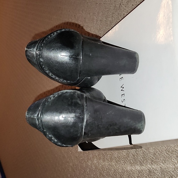 Black wedges, square toe, leather, like new. - Picture 3 of 4